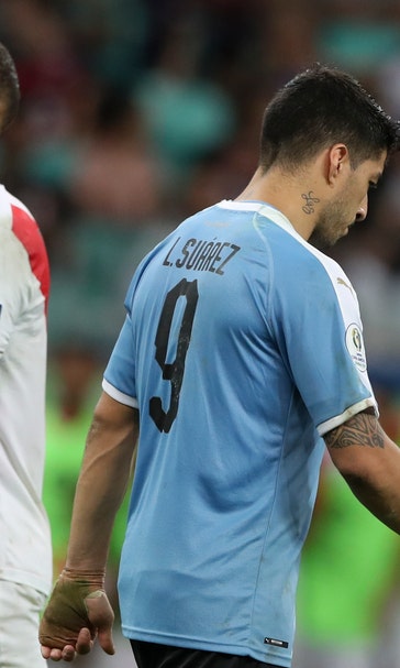 Peru advances in Copa América after Suárez misses penalty